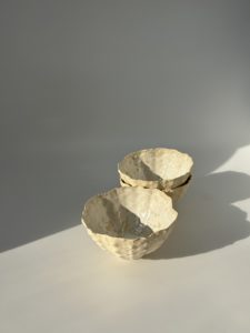 Bol en Céramique en Forme d’Oursin : Art Polyvalent et Élégant pour Votre Table