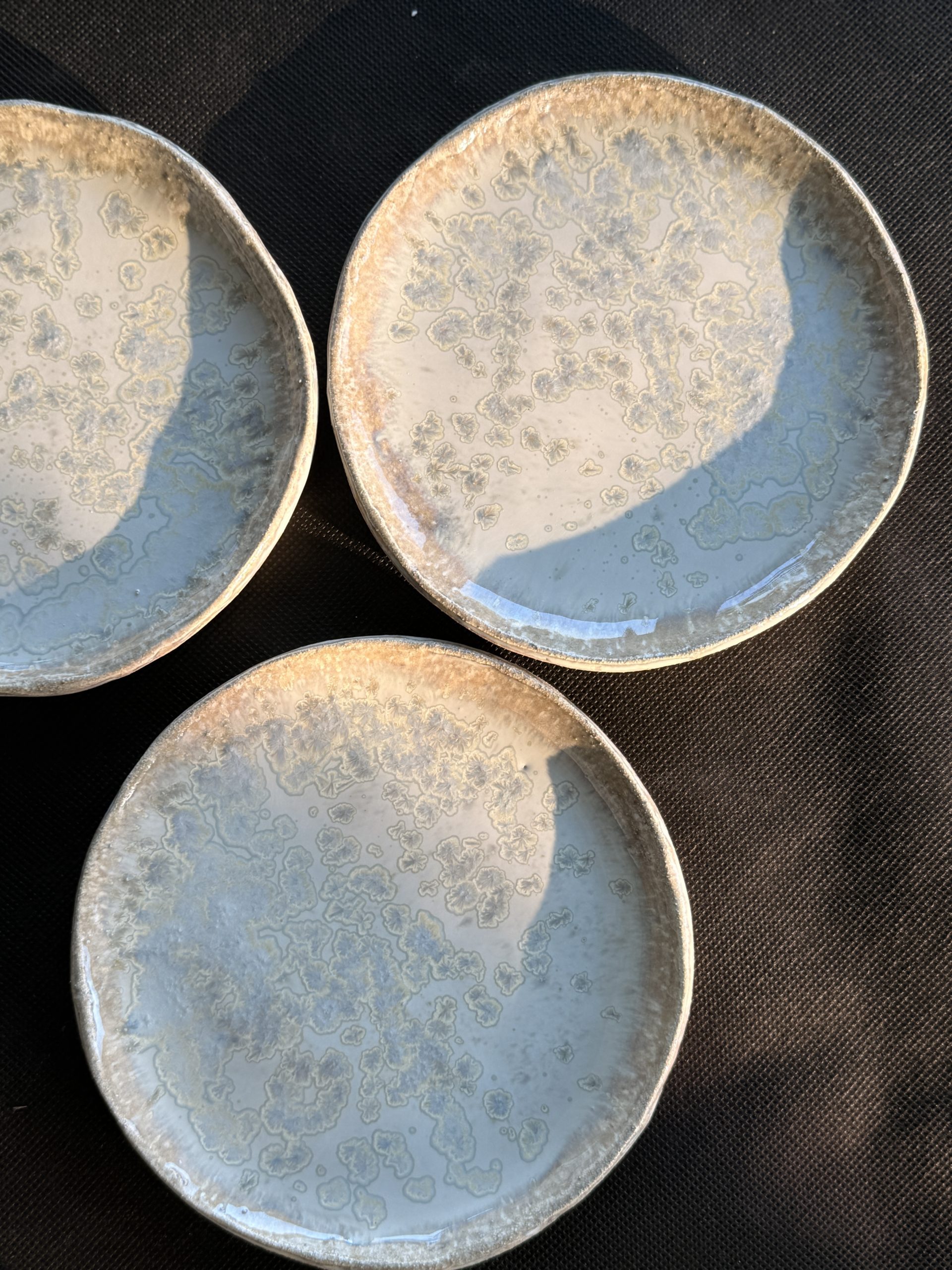 Petite assiette plate blanc cristallisé