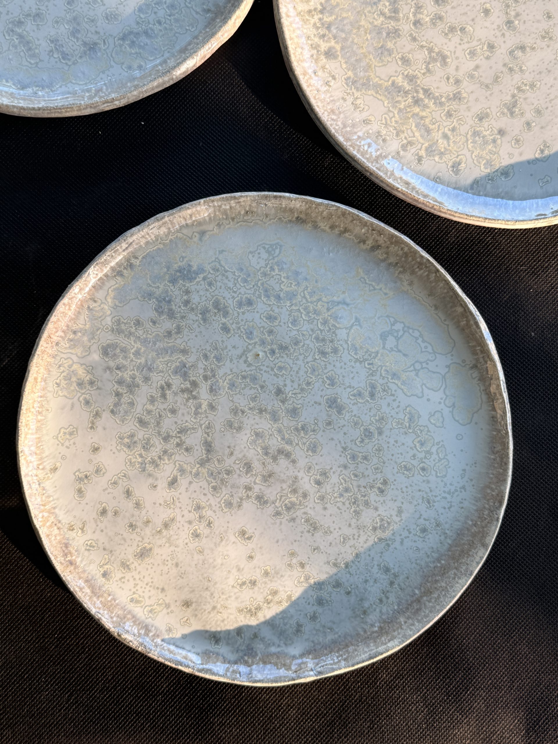 assiette plate blanc cristallisé